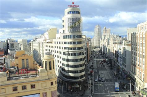 La Guía Gay definitiva de Madrid: bares, hoteles, saunas y。